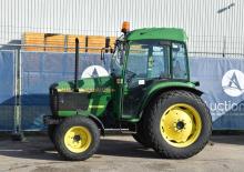 Belediye traktörleri John Deere 4600
