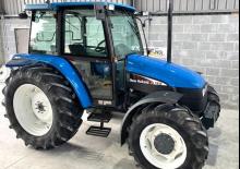 Belediye traktörleri New Holland 7635