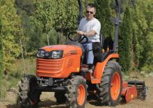 Belediye traktörleri Kubota B 2420