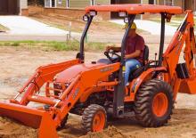 Belediye traktörleri Kubota B26B