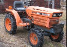 Belediye traktörleri Kubota B5200