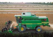 Biçer döver John Deere 2258