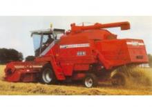 Biçer döver Massey Ferguson 560