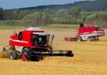 Biçer döver Massey Ferguson Activa 7245 S