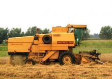 Biçer döver New Holland Clayson 8040