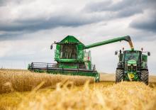 Biçer döver John Deere W 550 i