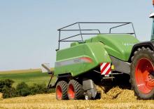 Büyük kare balyalayıcı + yüksek yoğunluklu balya makineleri Fendt 12130 NT