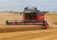 Combine Harvesters Massey Ferguson Beta 7360 PL