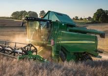 Combine Harvesters John Deere W 540 i