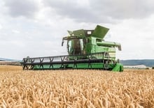 Combine harvesters cutterbars John Deere 722X 