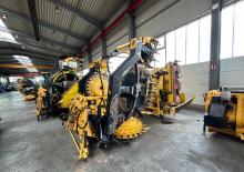 Combine harvesters maize header New Holland 75BFI 10R B Disc Pro