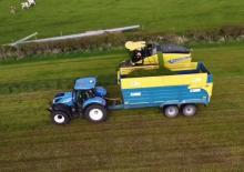 Combine harvesters pick up New Holland Ultrafeed 3.0