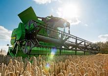 Combine Harvesters John Deere S 690