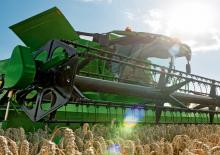 Combine Harvesters John Deere S 690