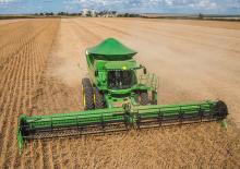 Combine Harvesters John Deere S780