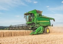 Combine Harvesters John Deere T660 