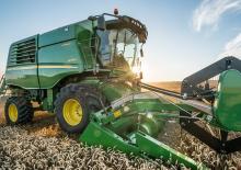 Combine Harvesters John Deere W550 HM™