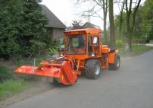 Compact Utility Tractors Bergmeister-Hieble 954