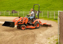 Compact Utility Tractors Kioti CS2210H