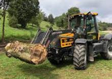 Compact Utility Tractors JCB Fastrac 2115