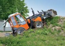 Compact Utility Tractors Holder L 770