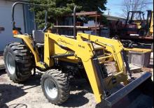 Compact Utility Tractors Challenger MT295B