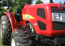 Compact Utility Tractors Shibaura ST 450 HST