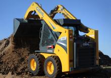 Skid Steer Loaders Gehl R220