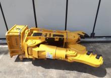 Concrete Crushers OSA Demolition Equipment MC15 Concrete