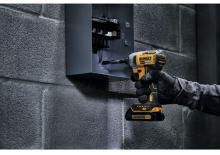 Cordless Impact Drivers & Wrenches DEWALT DCF787C2 