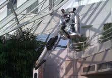 Crawler Articulating Boom Lifts Easy Lift R130BA