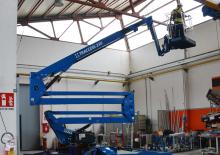 Crawler Articulating Boom Lifts CTE Traccess 230 E