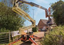 Crawler Articulating Boom Lifts JLG X600AJ