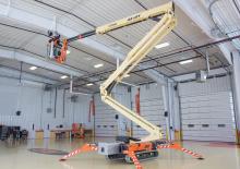 Crawler Articulating Boom Lifts JLG X770AJ