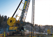 Crawler cranes - Lattice boom BAUER Group eMC 96