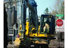 Crawler Excavators John Deere Construction 135D