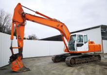 Crawler Excavators Halla HE 220 LC