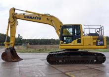 Crawler Excavators Komatsu PC200LC-8