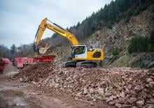 Crawler Excavators Liebherr R 926 Litronic 