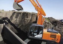 Crawler Excavators Hitachi ZX 210 LC-5