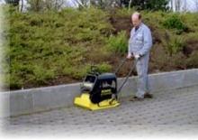 Single Direction Vibratory Plate Compactors Bomag BP 25/48 D
