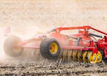 Disc-zinc harrow Väderstad Carrier L 625