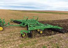 Ekici John Deere 2633