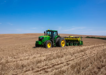 Ekim makineleri John Deere 2115