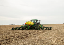Ekim makineleri John Deere DR12