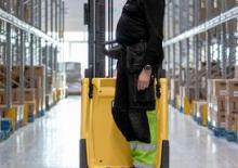 El İstifleyiciler Caterpillar NSF16N3SR