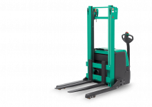 El İstifleyiciler Mitsubishi PWT18