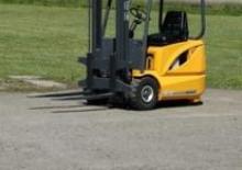 Electric forklifts Desta 3 E 15