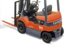 Electric forklifts Toyota 7 FB 18