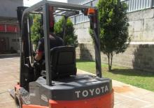 Electric forklifts Toyota 8 FBN 25